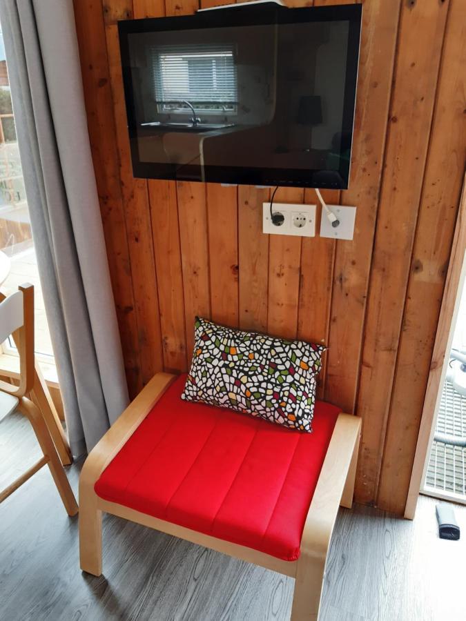 Chalet 15 "De Tien Heugten" Vakantiepark Schoonloo Εξωτερικό φωτογραφία