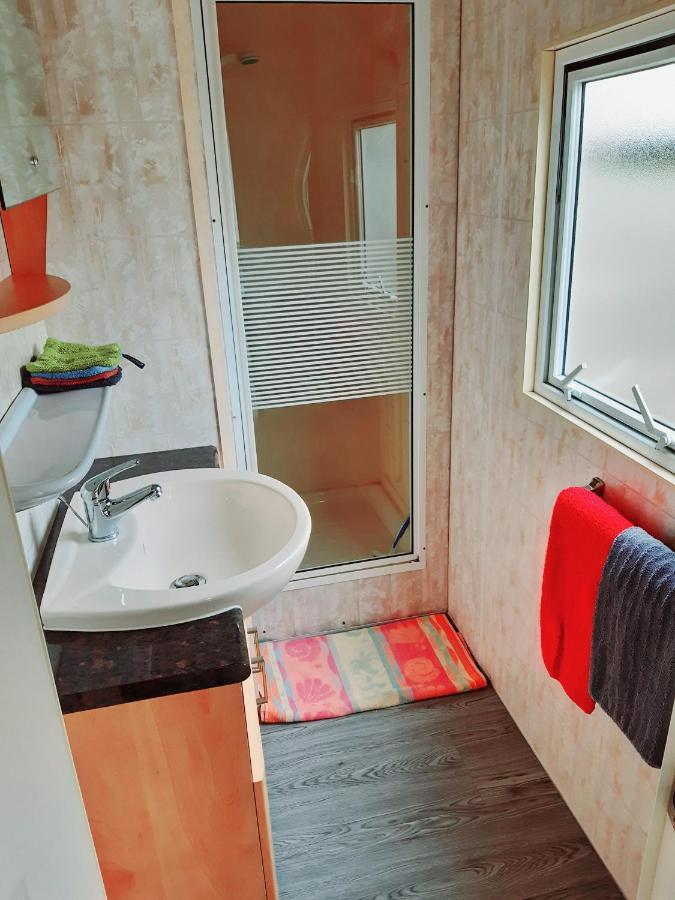 Chalet 15 "De Tien Heugten" Vakantiepark Schoonloo Εξωτερικό φωτογραφία